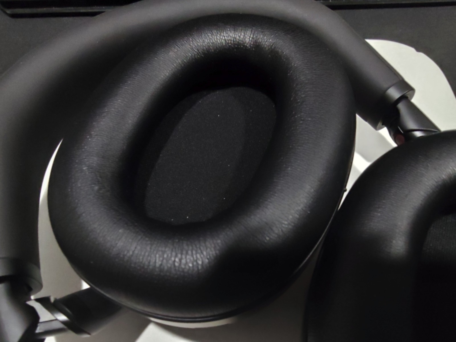 Sony WH-1000XM6 Noise Canceling Wireless Headphones Black + Wicked EarPads