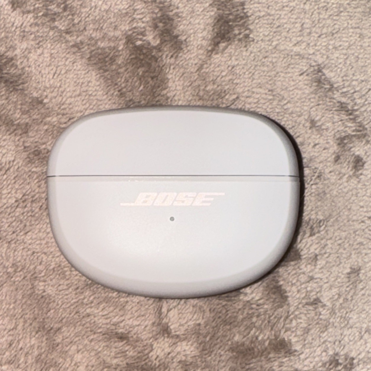 Bose Wireless In-Ear Earbuds White Bluetooth Model 438926 with Charging Case