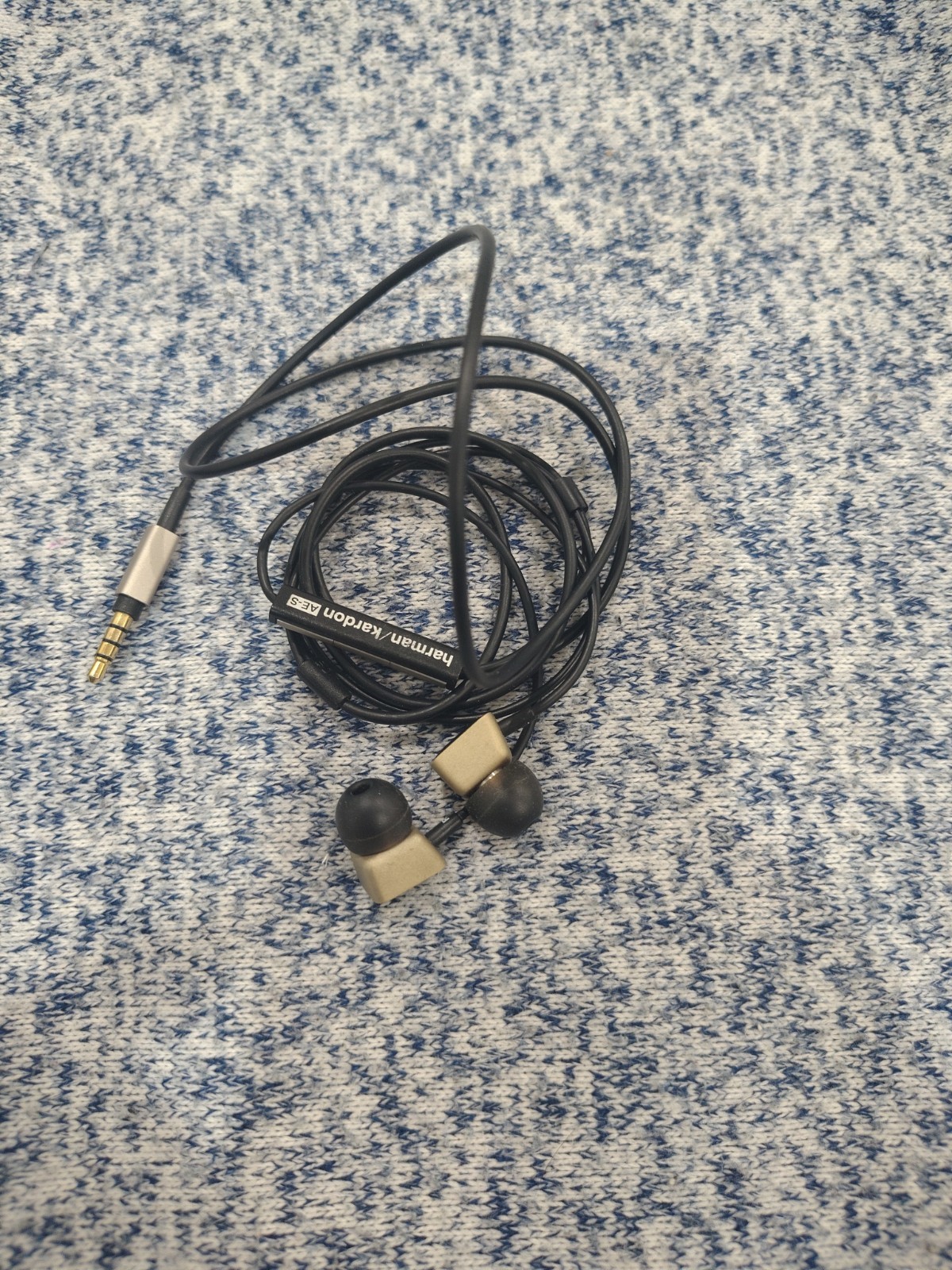 AE-S Harman Kardon In-Ear Headphones With Mic Tested & Working Excellent