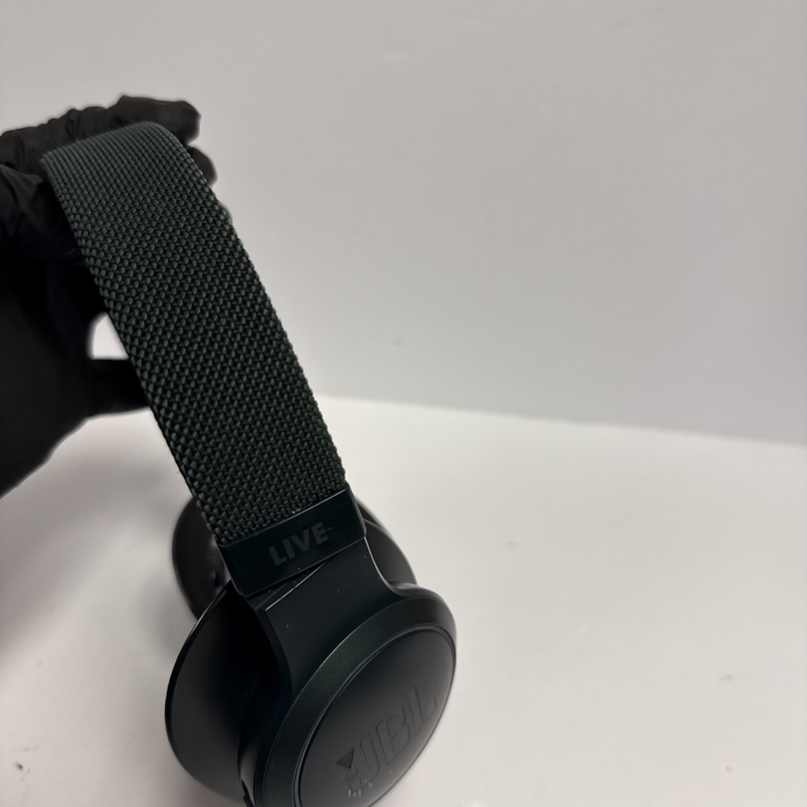 JBL Live 500BT Over-the-Ear Wireless Bluetooth Headphones Green Needs Pads