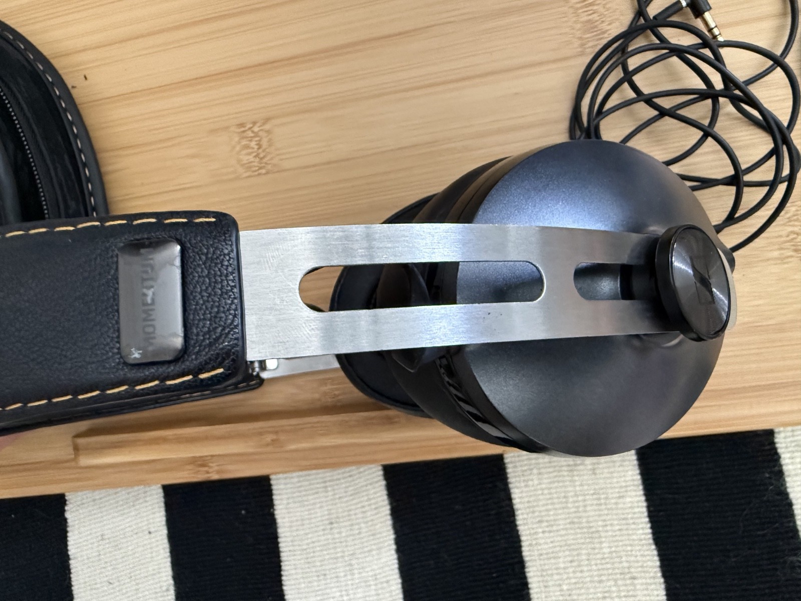 Sennheiser Momentum (M2) Wireless Over-the-Ear Headphones – Black M2 AEBT BLACK