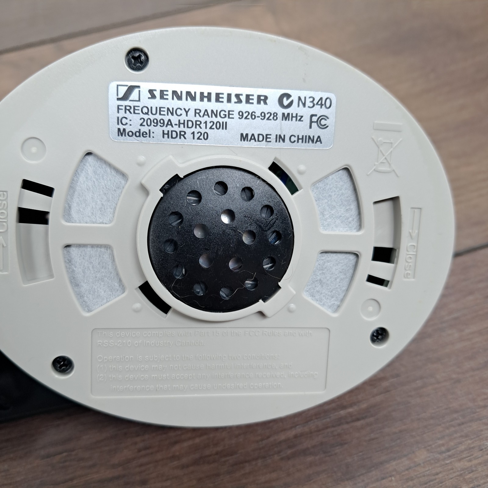 Sennheiser TR120 Wireless Headphones and Base (Untested)