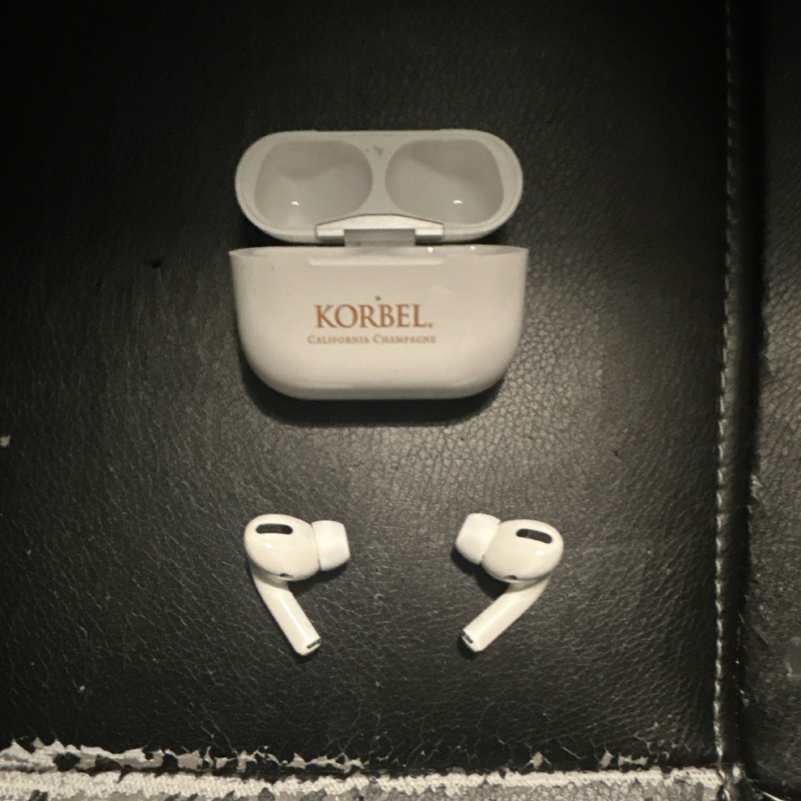 Korbel California Champagne Wireless In-Ear Earbuds White with Charging Case/Box