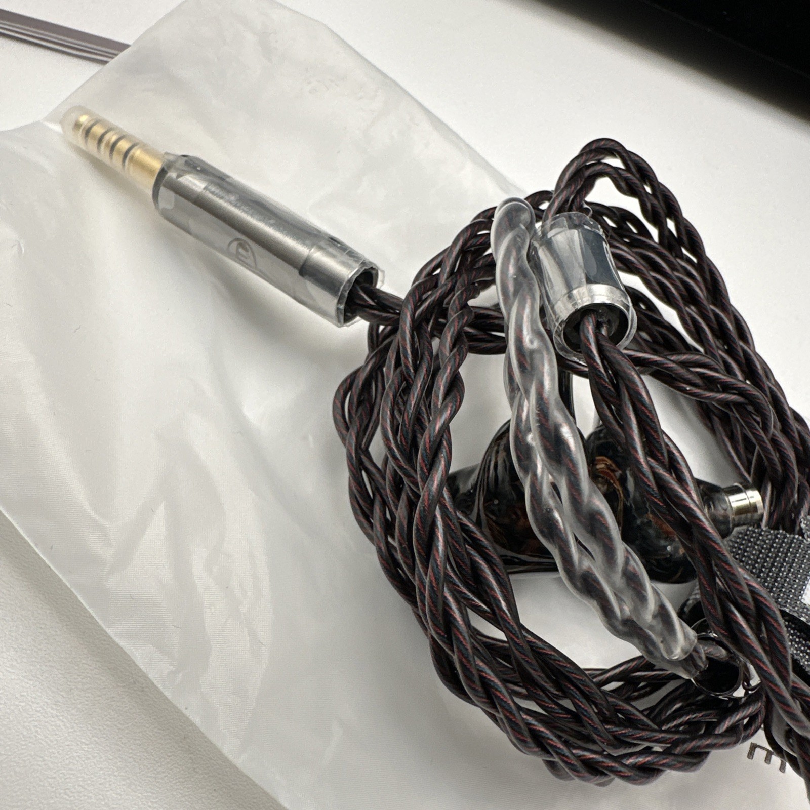 Essonio ES-C13 Handcrafted Wood In-Ear-Monitor, 2 Knowles BA-1DD Hybrid Hifi