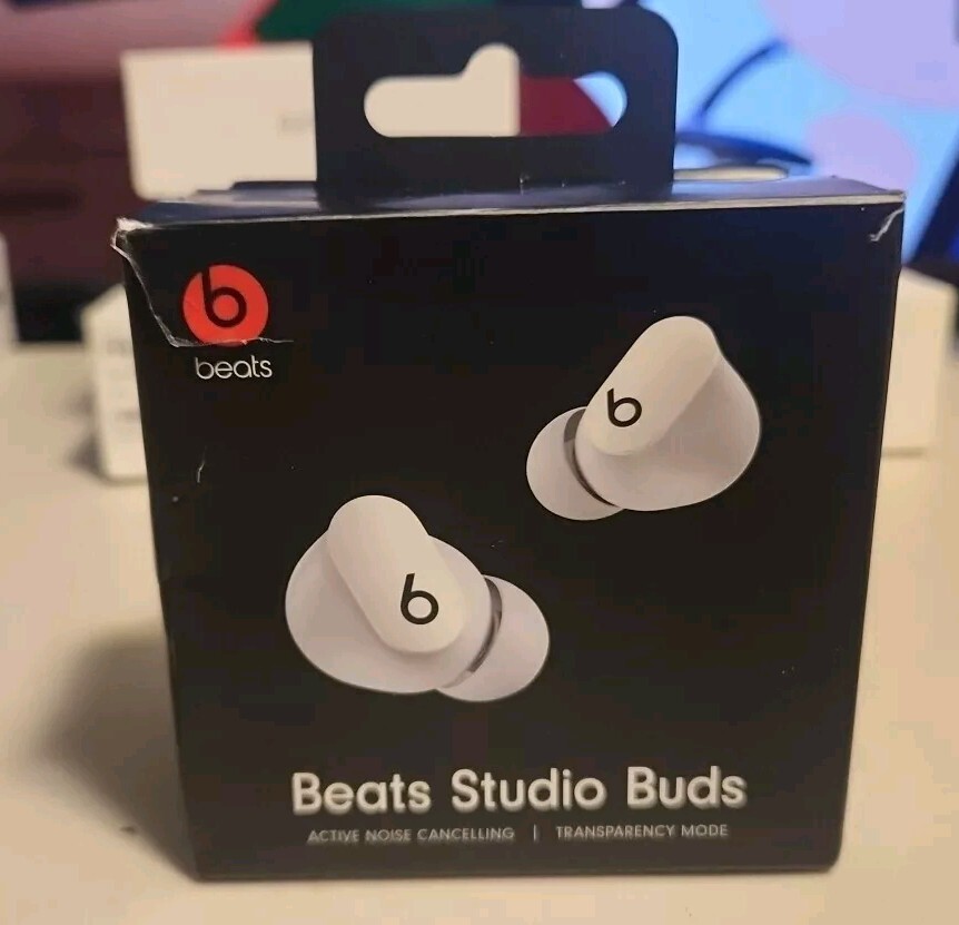 Beats Studio Buds RIGHT Earbud & Case – FOR PARTS OR REPAIR – READ DESCRIPTION