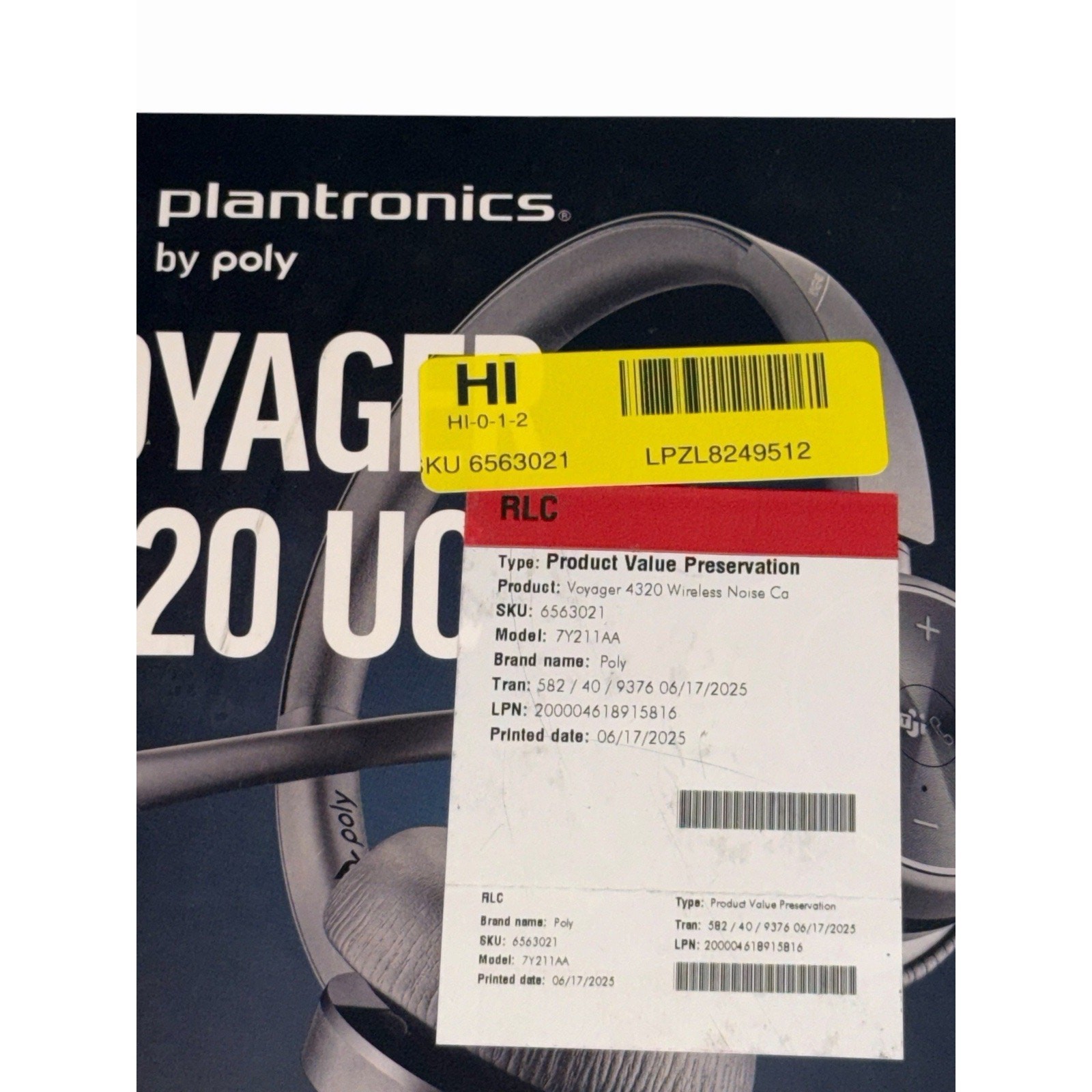 Poly Voyager 4320-M+USB-A to USB-C Cable+BT700 dongle
