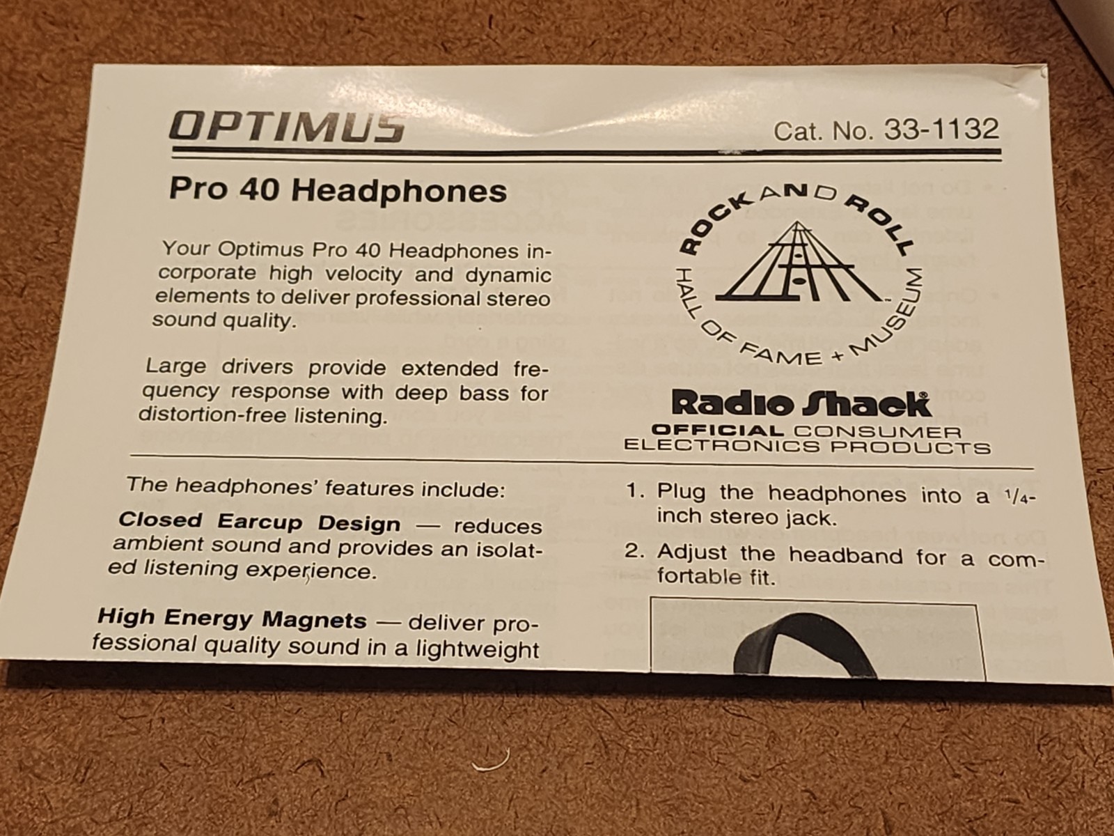 RadioShack 331132 Optimus Pro 40 Stereo Headphone Durable, Lightweight – NEW