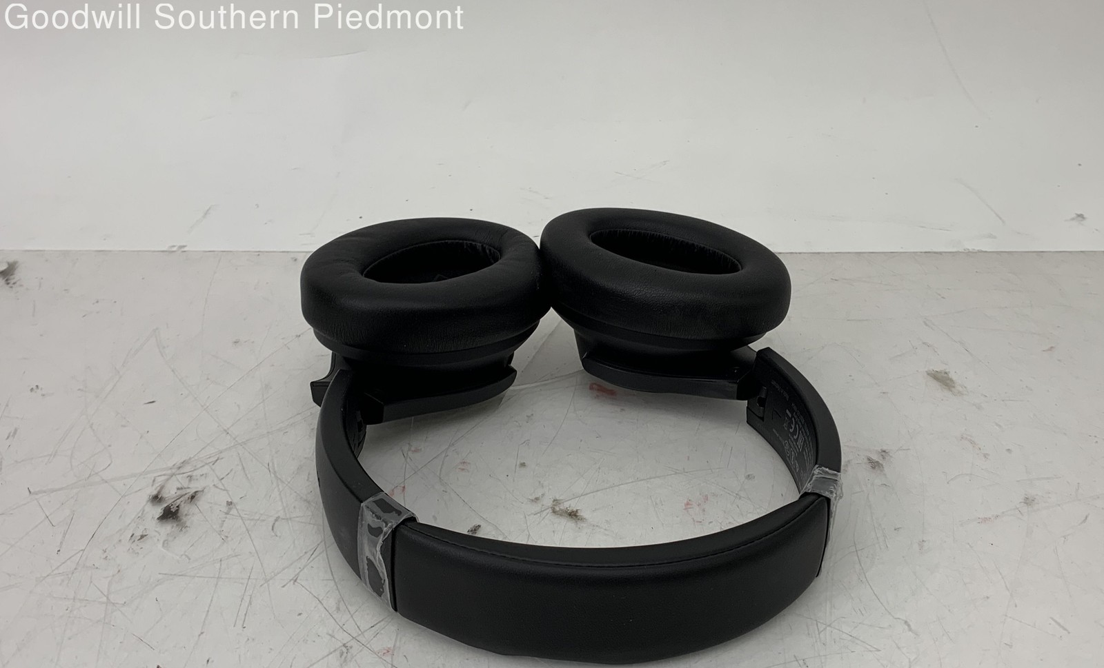 SoundCore Q20I A3004 Wireless Over-Ear Headphones in Case – Tested
