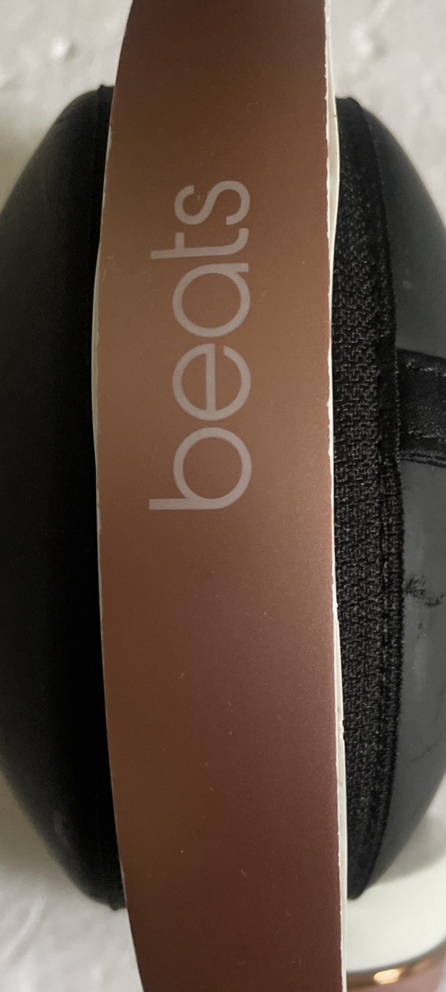 Beats by Dr. Dre Beats Solo3 Wireless On-Ear Headphones – Rose Gold
