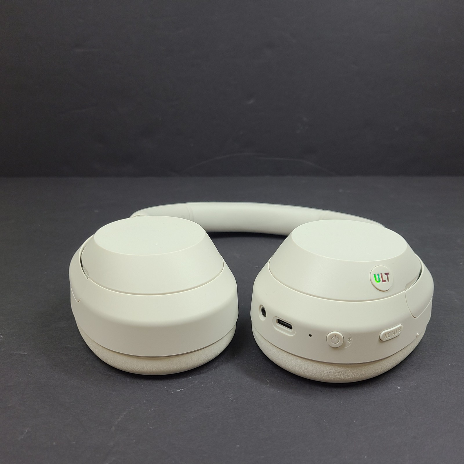 Sony ULT WEAR YY2981 Wireless Noise Canceling Bluetooth Headphones White READ!