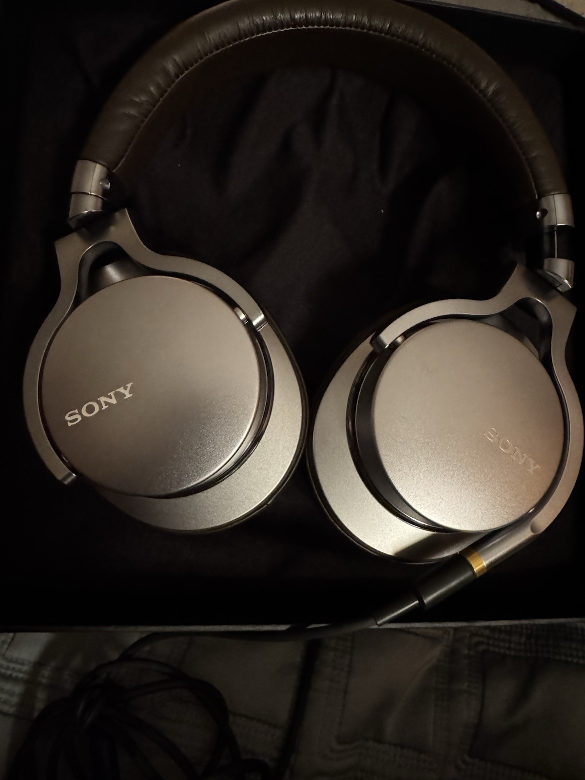 Sony MDR-1A Silver High Resolution Headphones