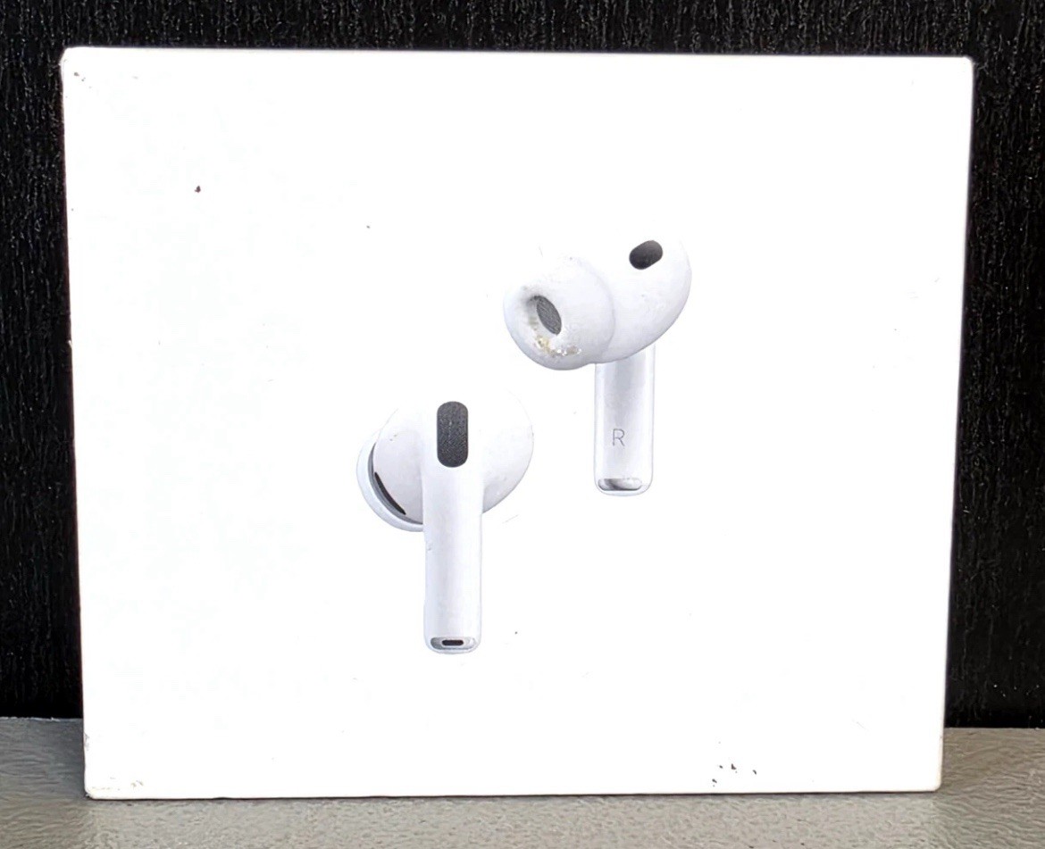Apple AirPods Pro White In-Ear Wireless Bluetooth Earbuds MFHP4LL/A