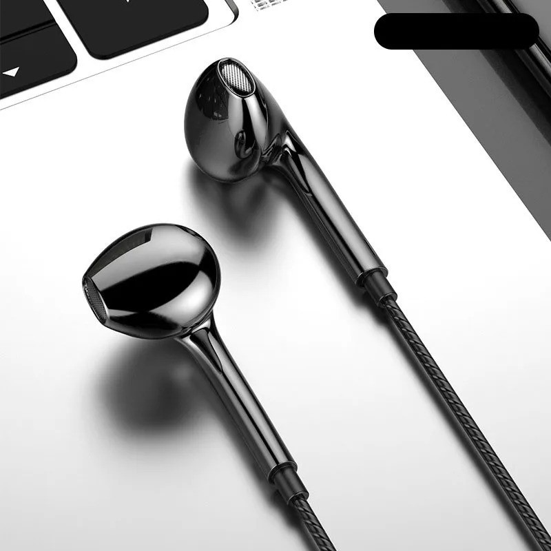 3.5mm Wired Headphones In Ear Headset Wired Earphones with Microphone Bass Ster