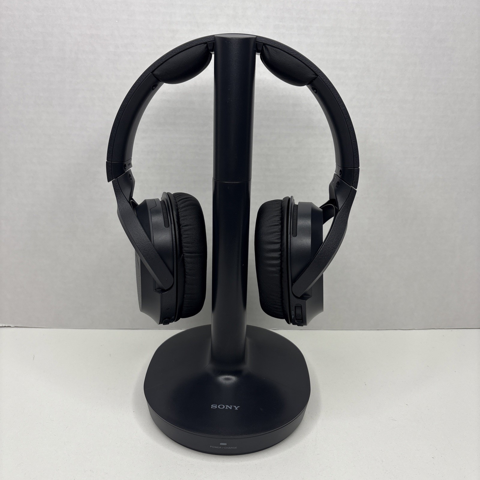 Sony WHRF400R Wireless Home Theater Headphones w/ Transmitter Charger Tested
