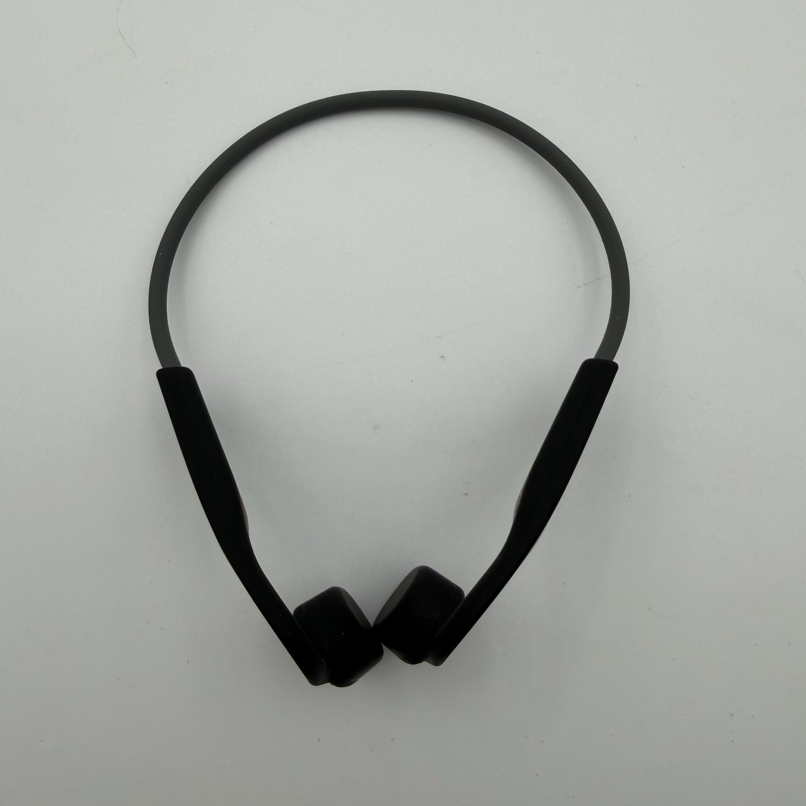 Shokz OpenMove Bone Conduction Open Ear Wireless Sport Headphones S661