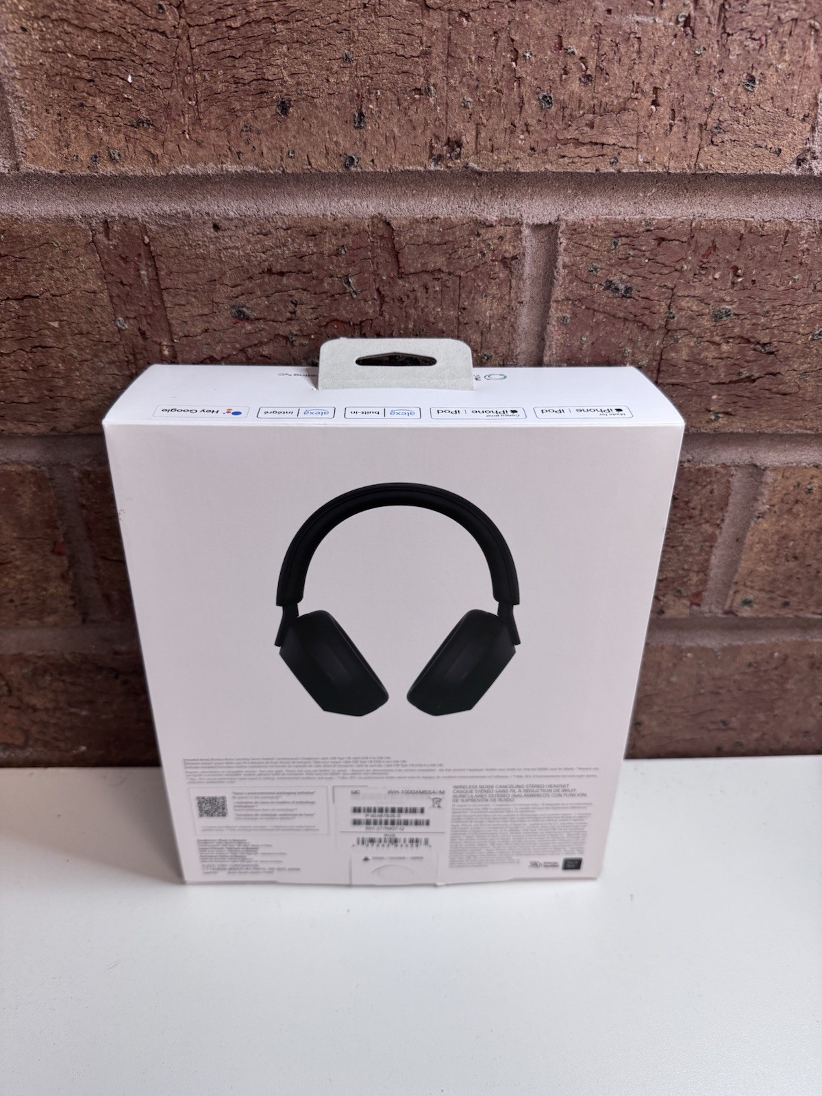 Sony WH1000XM5/SA Pro Headphones – Active Noise Cancelation, Integrated Mic