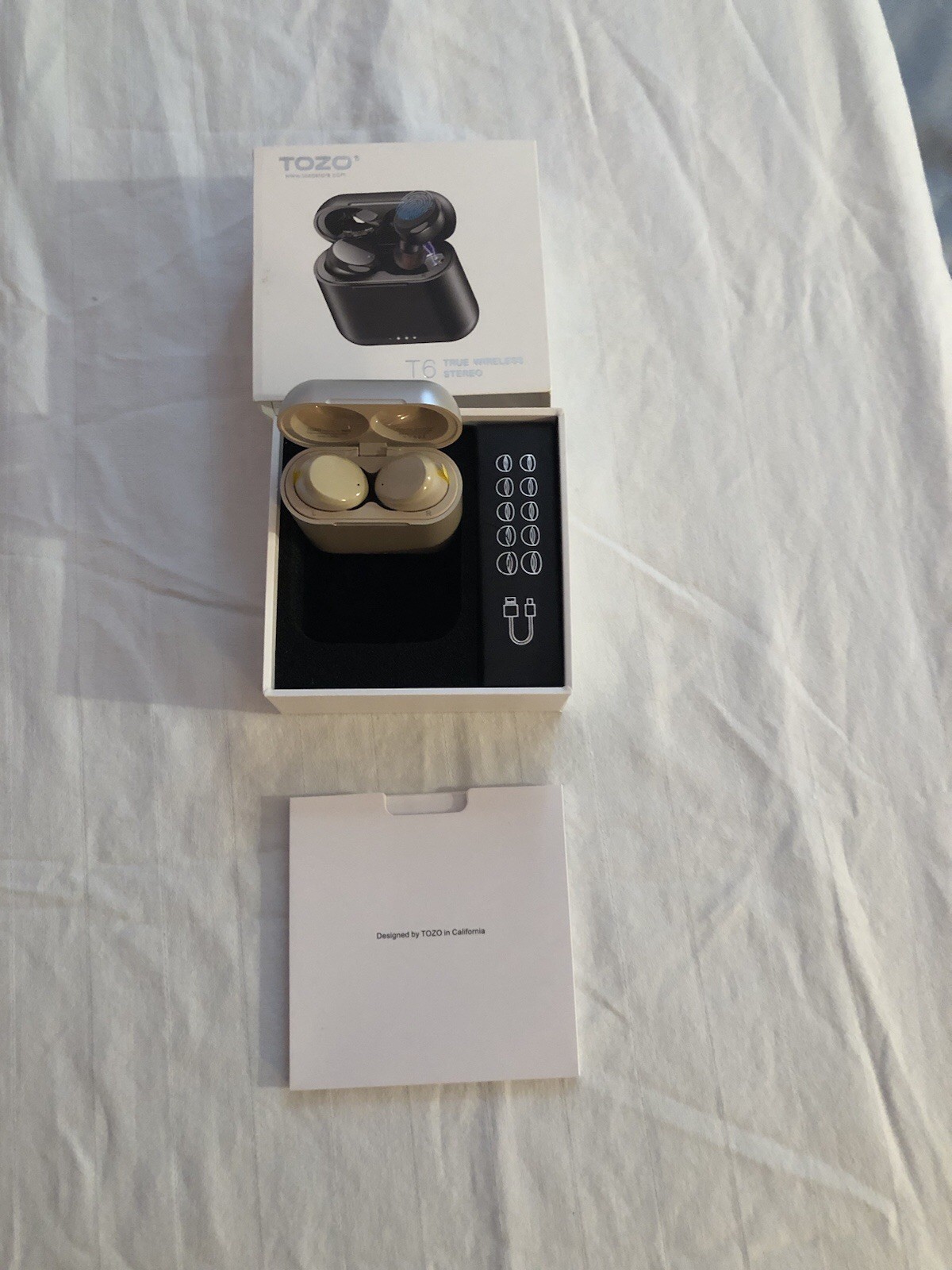 Tozo T6 Earbuds – Champagne *New in Box*