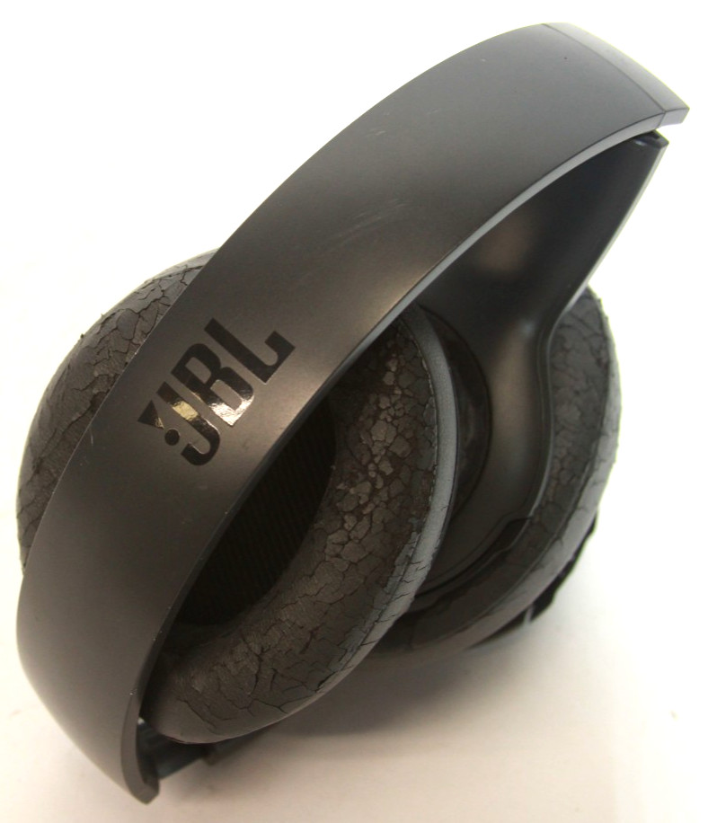 Wholesale LOT of 4 JBL Wireless Bluetooth Headphones Repair Parts AS-IS