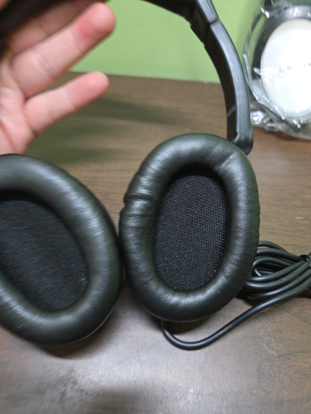 Delta Airlines 044207466 Binaural Over-Ear Dual 3.5mm Airplane Headphones (TWO)
