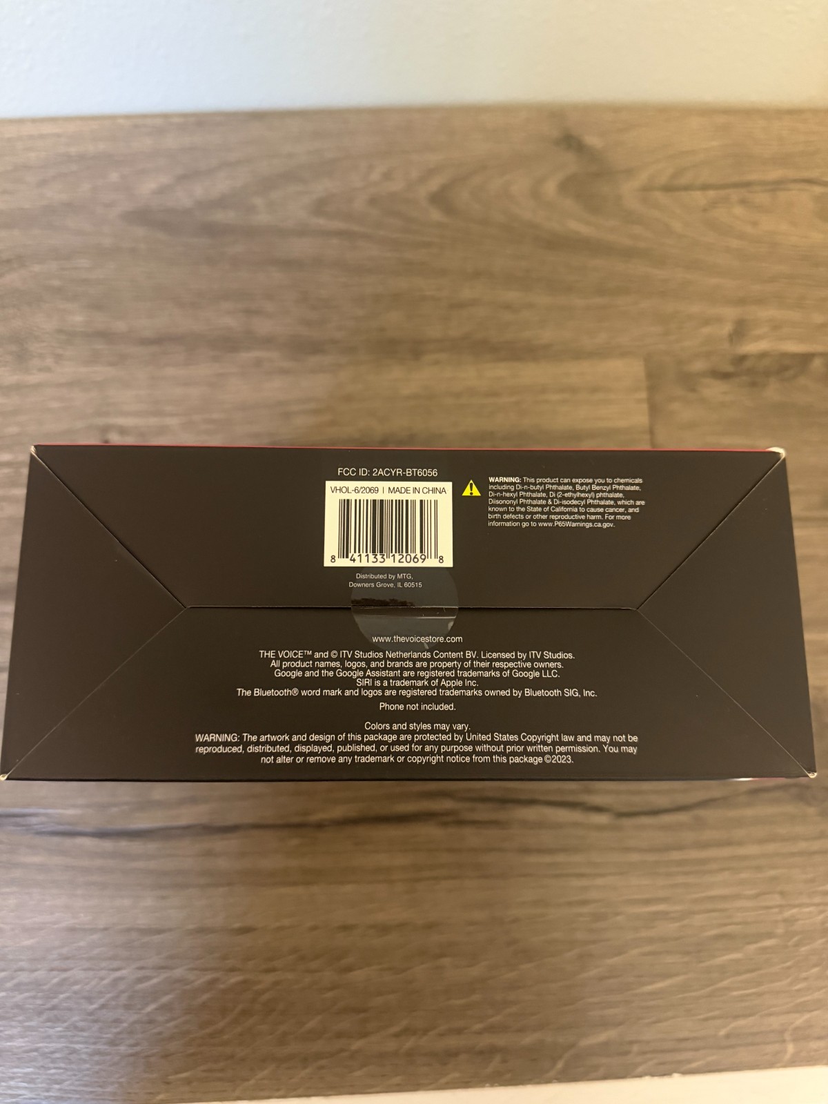 The Voice Hollywood Wireless Headphones Bluetooth Built In Microphone NEW in box