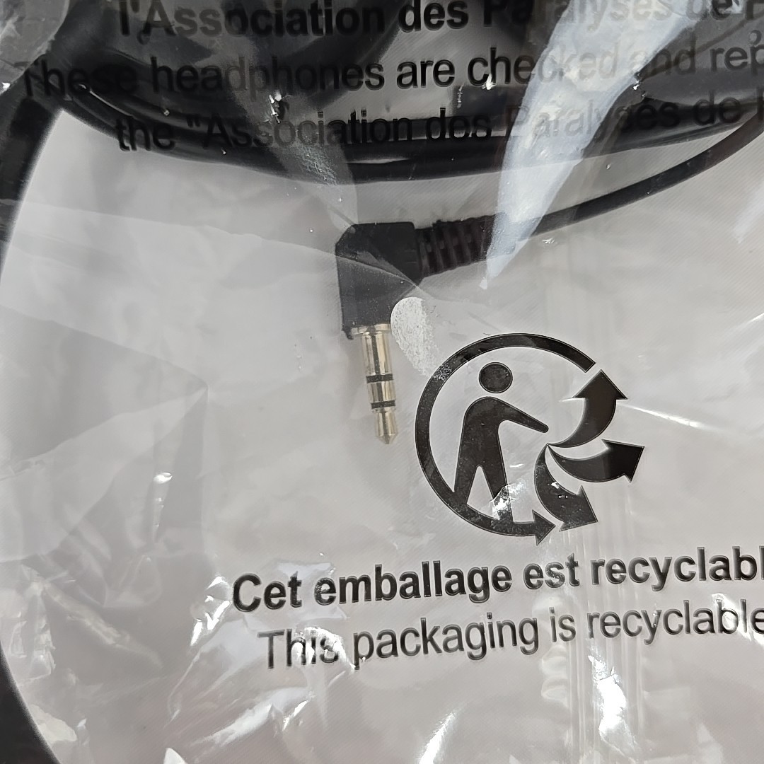 Air France Plug-In Headphones