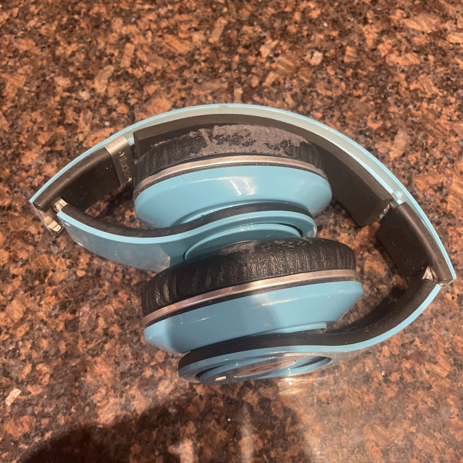 China Monster Beats by Dr. Dre Rare Knockoffs Light Blue/Red- Wired Headphones