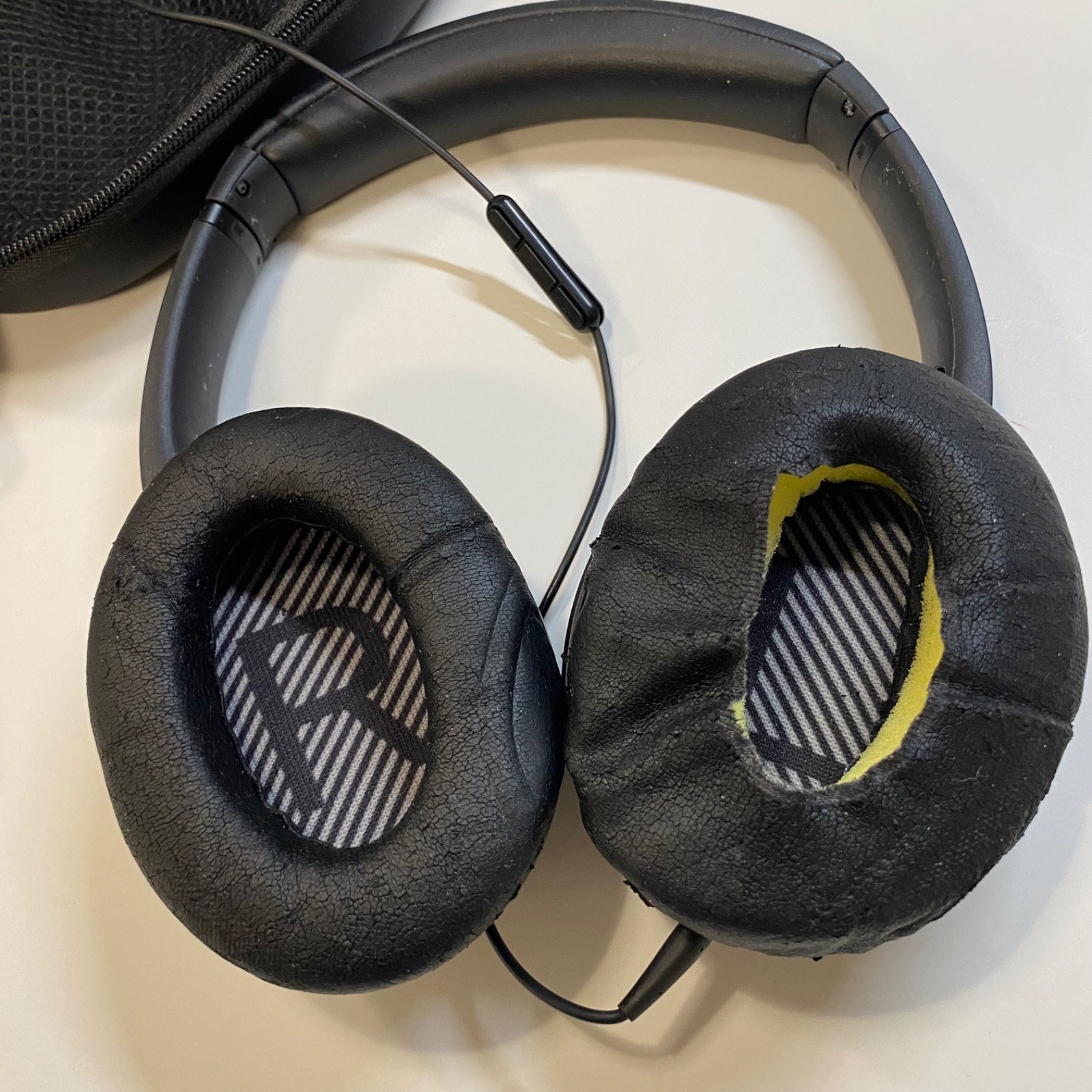 Bose SoundTrue around-ear headphones II, Charcoal, Tested