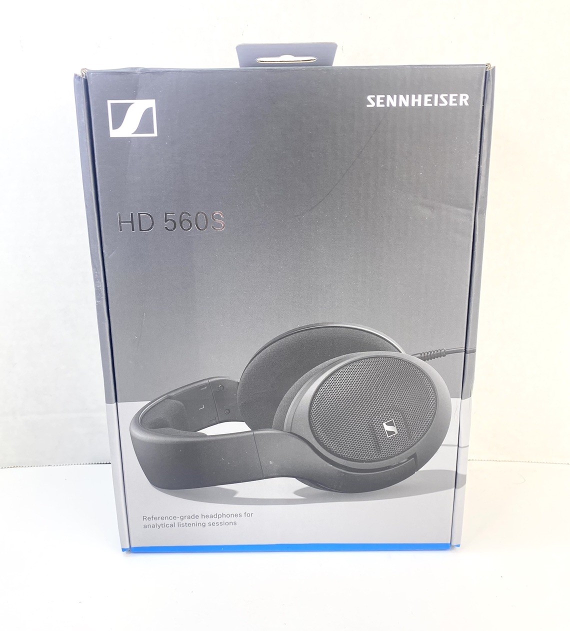 Sennheiser HD 560S Wired Open Air Over Ear Audiophile Headphones Black – Sealed