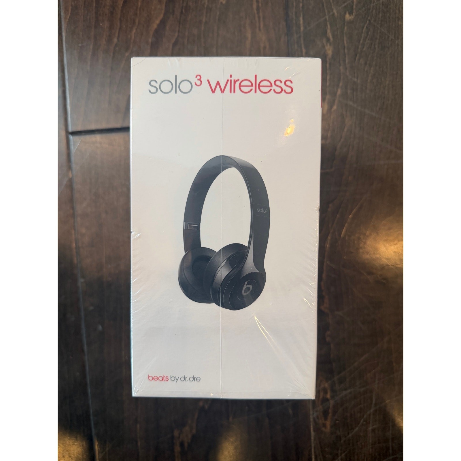 Beats Solo3 Wireless Headphones NEW Sealed Gloss Black Bluetooth 40hr Battery