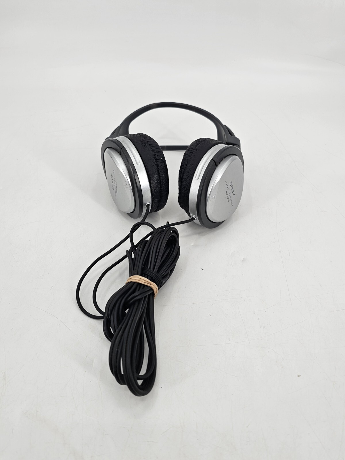 Sony MDR-XD100 Headband Headphones – Silver/Black Adjustable 10 Ft. Cord