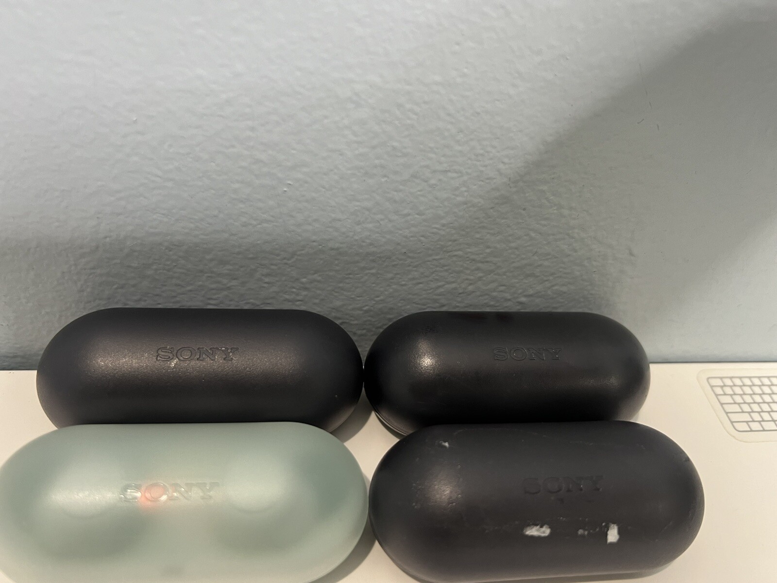 lot of 4 AS IS Sony WF-C500 Truly Wireless in Ear Headphones Black PARTS
