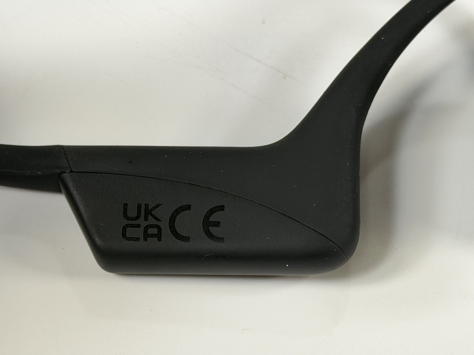SHOKZ OPENCOMM 2 UC Bone Conduction Bluetooth Headset with Boom Mic / USB-A