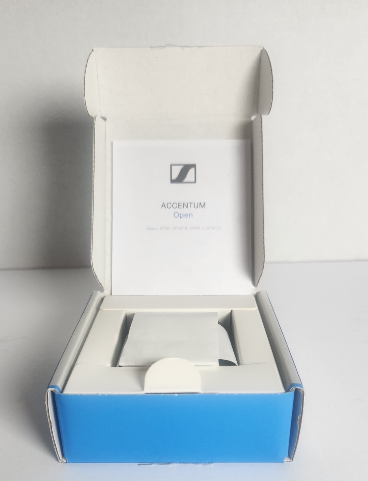 Sennheiser ACCENTUM Open Wireless Earbuds Bluetooth 5.3 IPX4 USB-C Black NEW