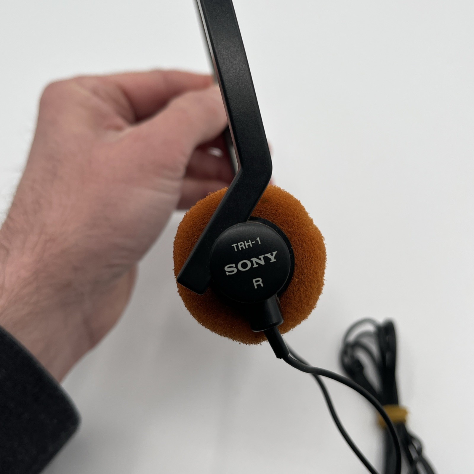 Sony TRH-1 Wired Stereo Headphones 3.5mm Jack for Walkman w/ Orange Pads, Tested