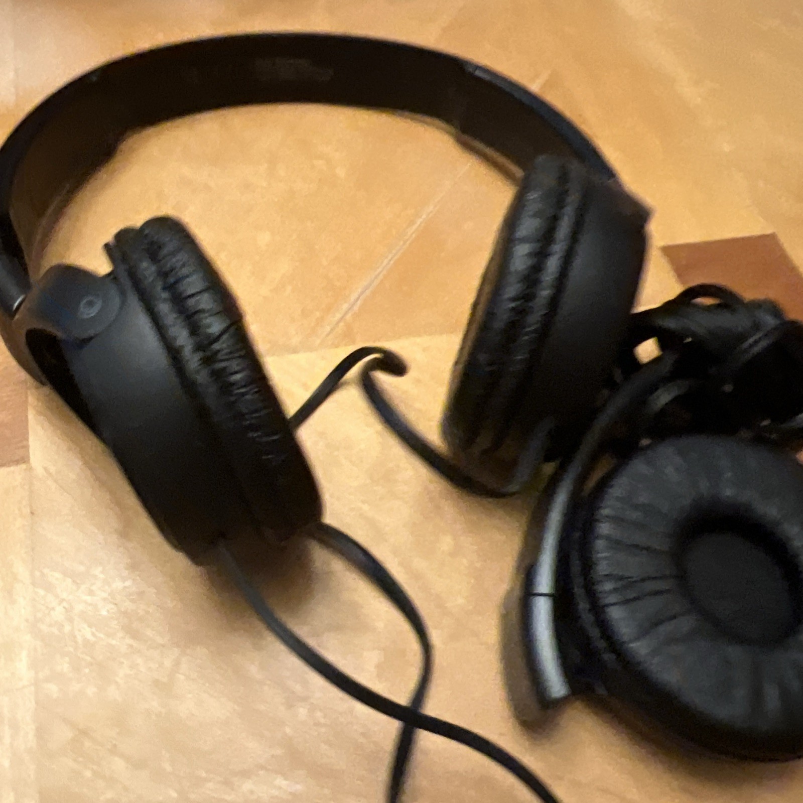 Sony Wired On-Ear Headphones – Black – 3.5mm Jack Audio Quality(2)