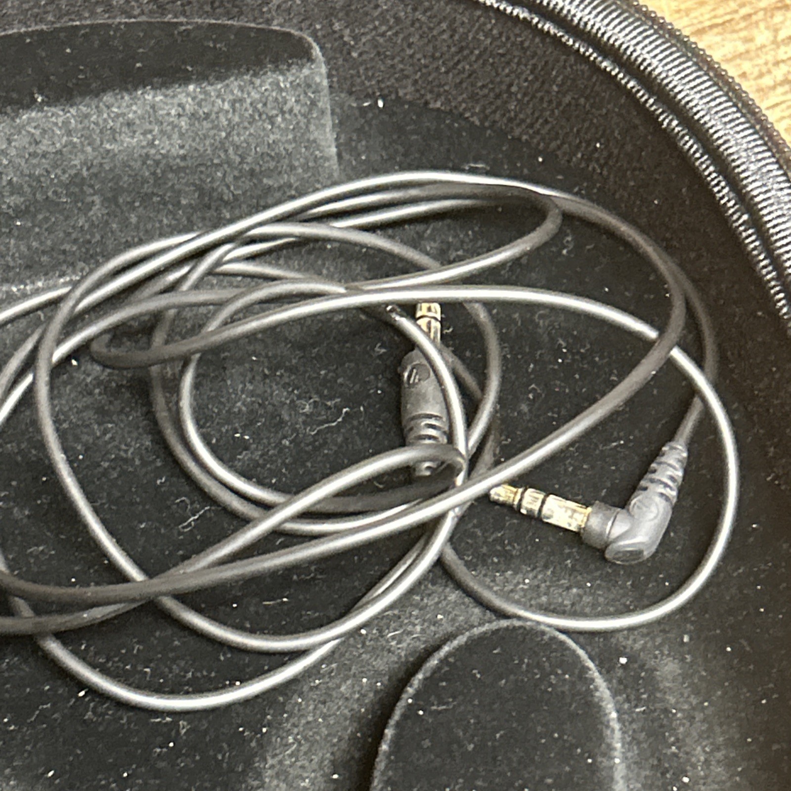 Audio-Technica ATH-ANC7B QuietPoint Active Noise-Cancelling On-Ear Headphones