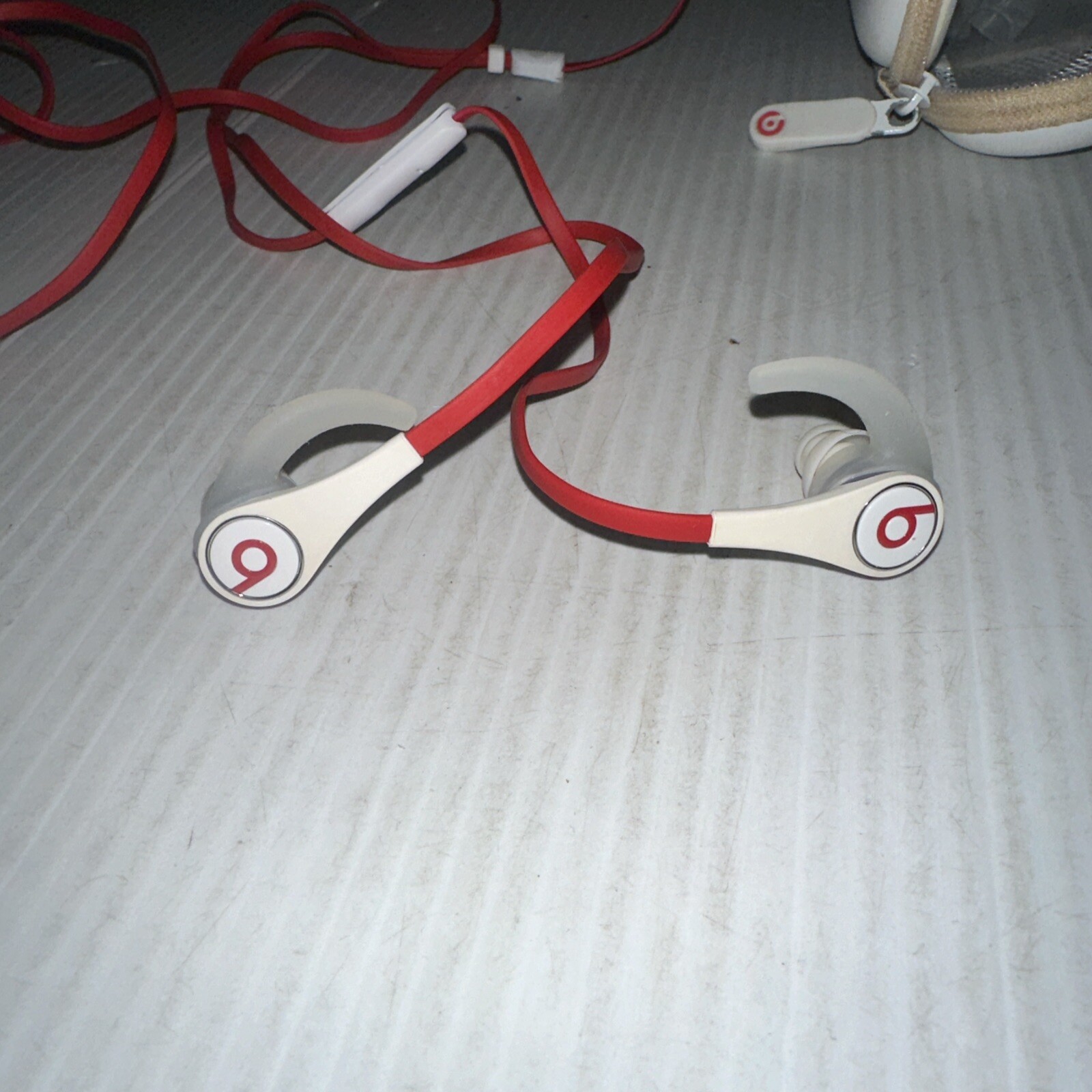Beats By Dre Tour Corded Headphones K4713 As Is Working W/ Case