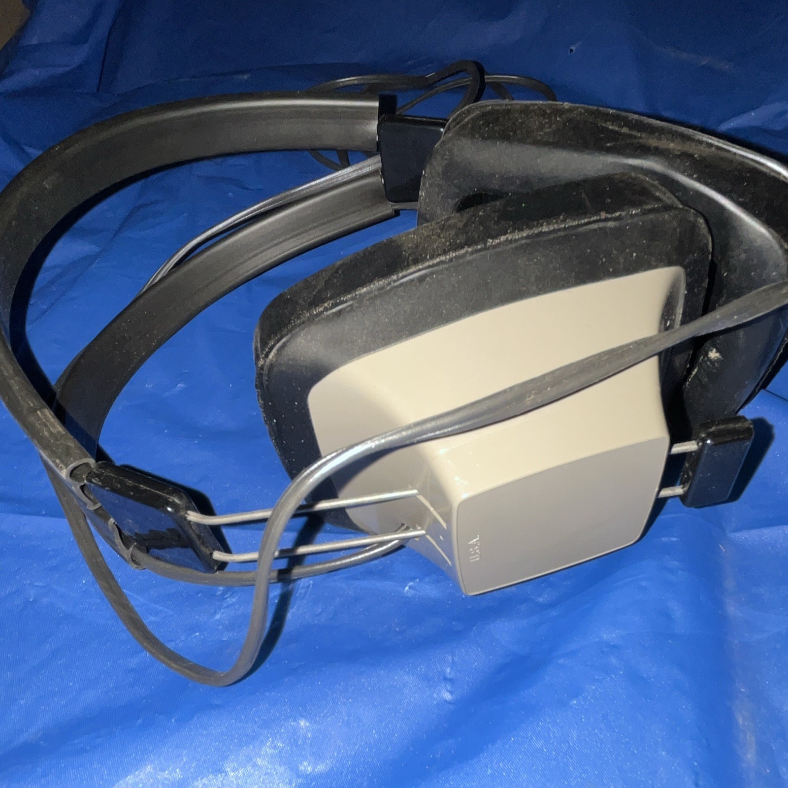 Telex Over-Ear Wired Studio Headphones 1/4 in Plug Black/Gray Adjustable