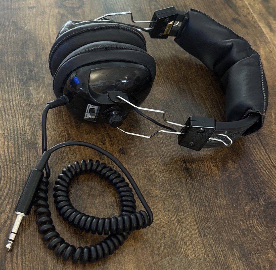 Vintage Vanco HF-24 Black Deluxe Stereo Headset – Padded Headphones 8ohm
