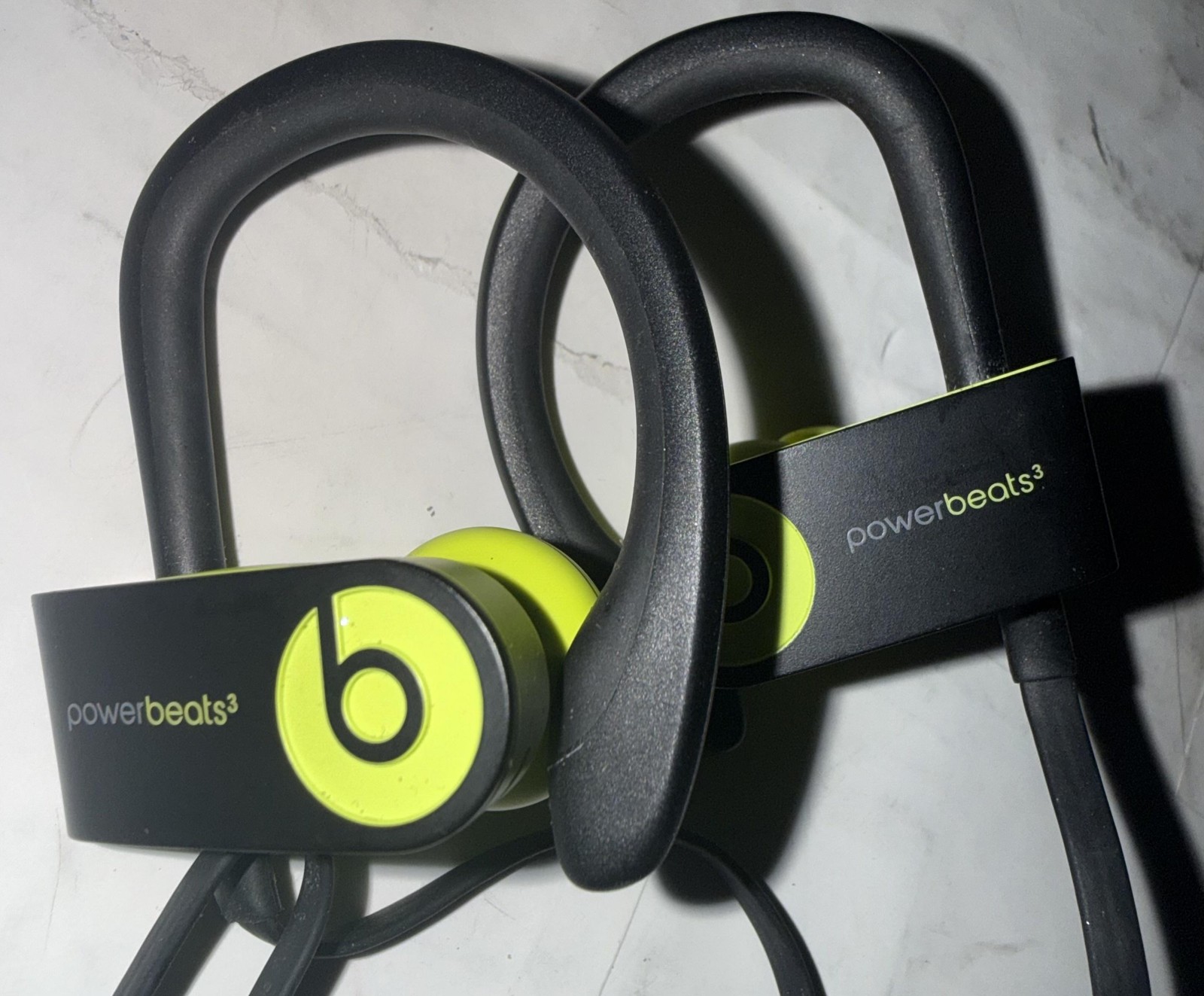 Beats Powerbeats3 Wireless Earbuds Yellow Black Bluetooth In-Ear Ear-Hook Mic