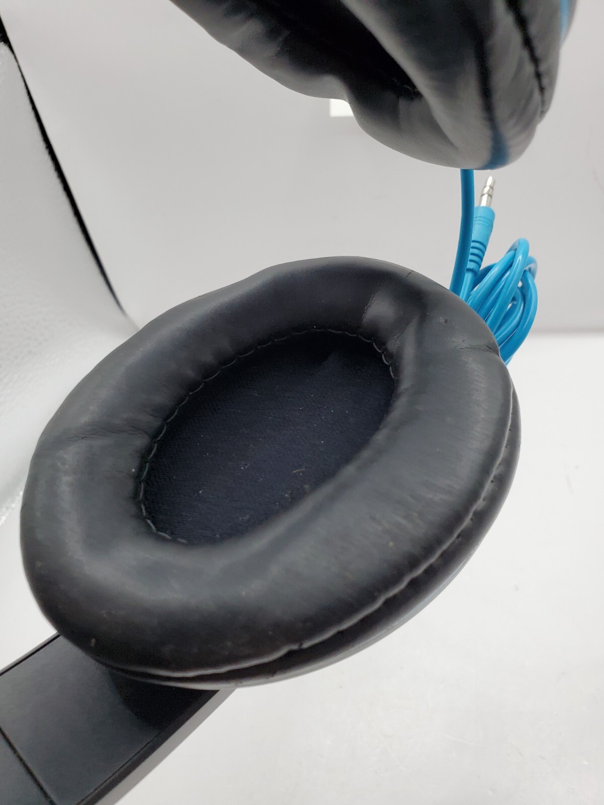 Rudeboyz Headphones RB Black Blue Audio Ear Cup Made In China Free Shipping
