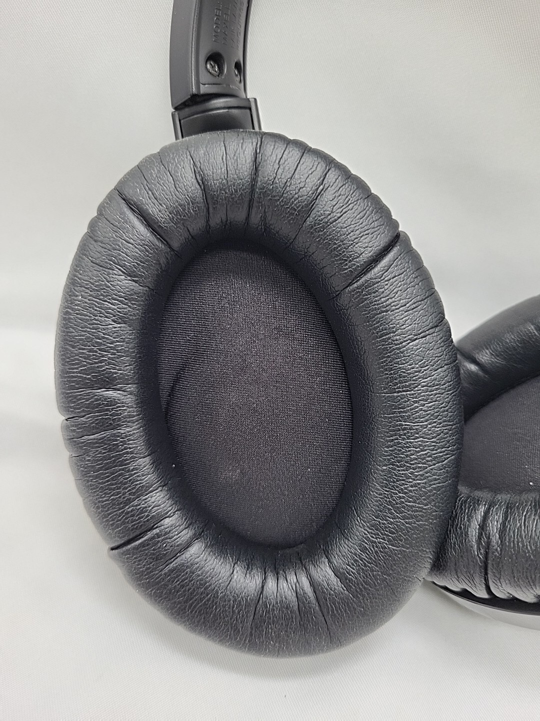 Maxell NC-IV Superior Noise Cancellation Headphones Tested Work Great