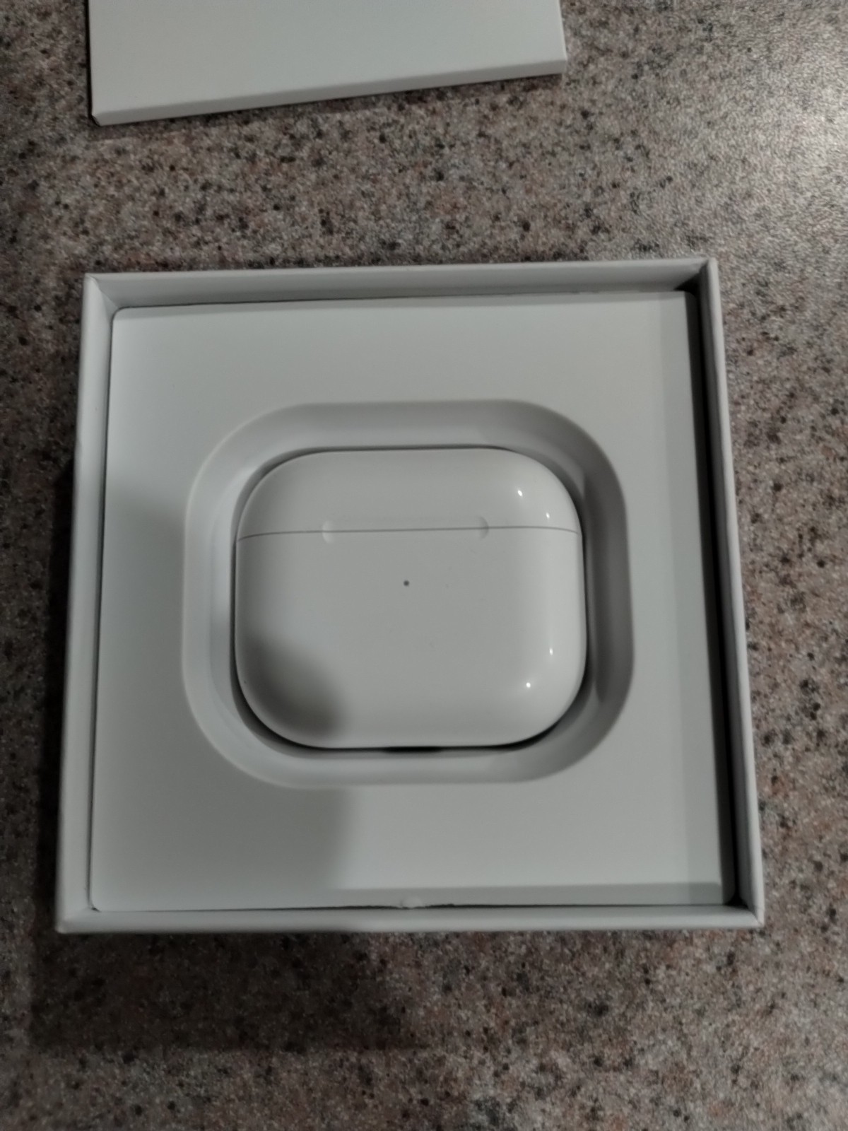 Apple AirPods 3 White with Magsafe Charging Case In Ear Headphones MME73AM/A