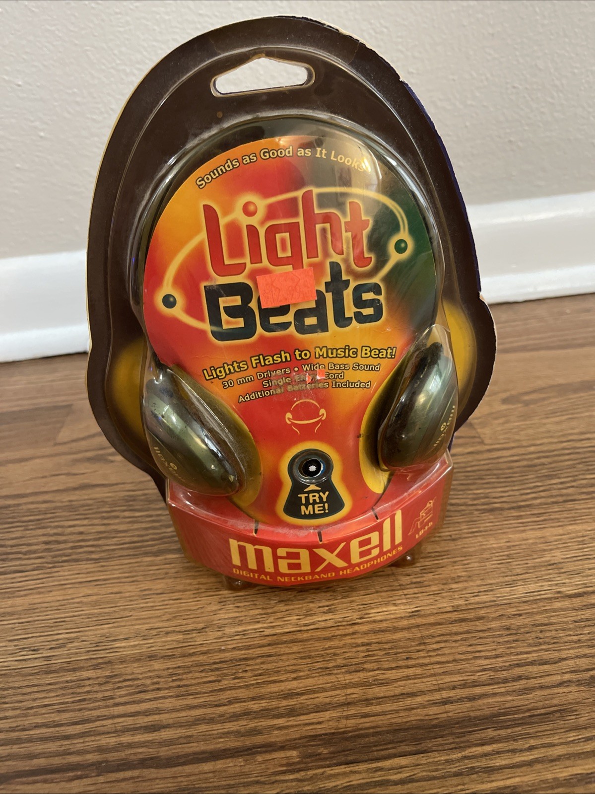 Maxell Light Beats Vintage Neckband Headphones New Sealed LB-1-b