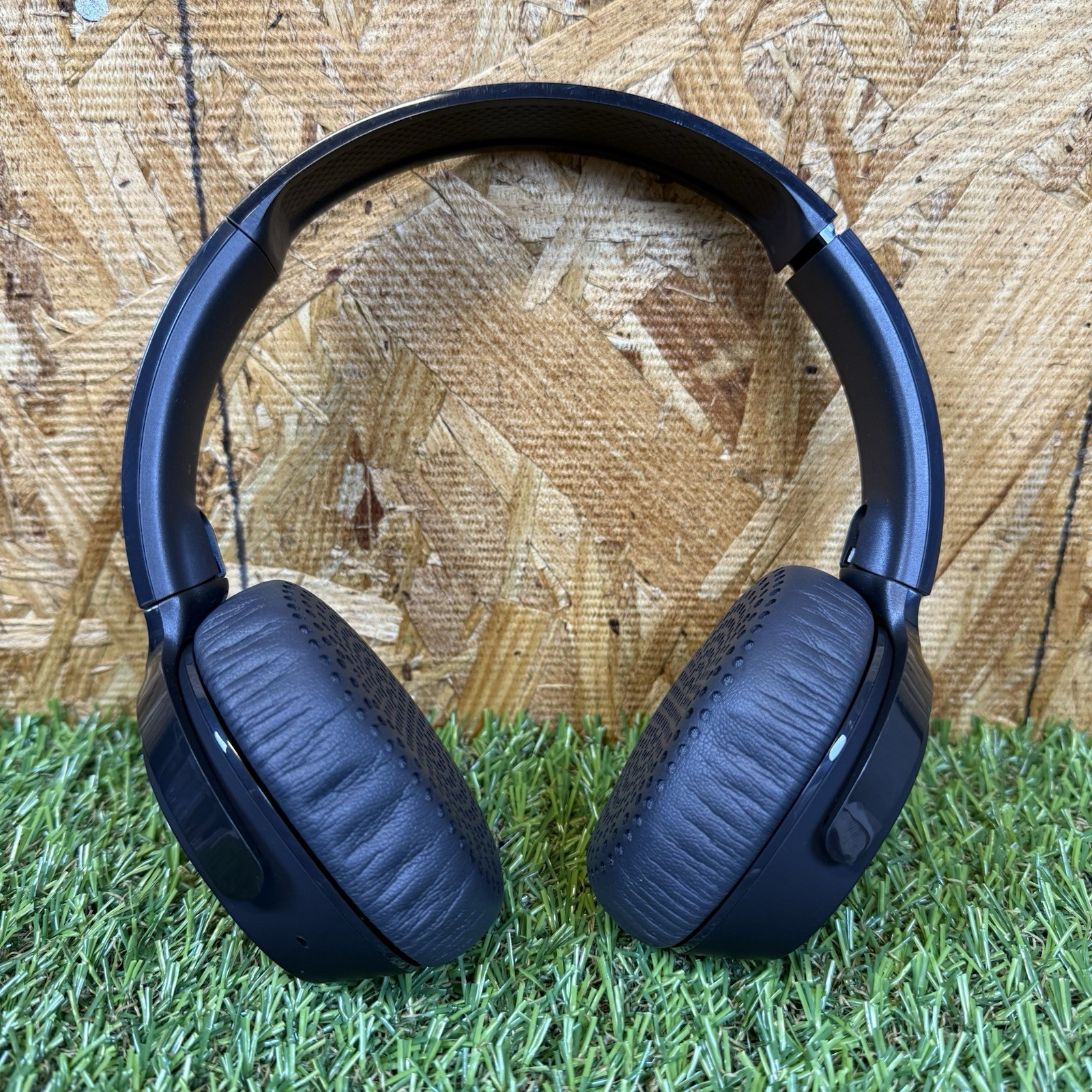 Skullcandy Riff 2 Wireless On-Ear Bluetooth Headphones