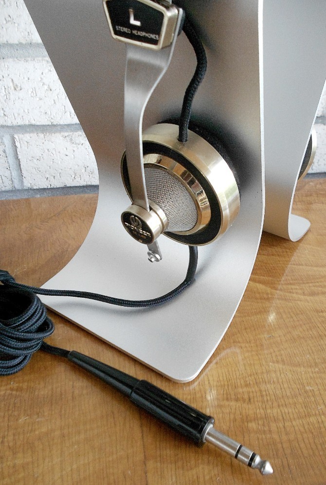 Pioneer SE-L40 headphones IN CASE vintage retro Fostex Focal Technics grouping