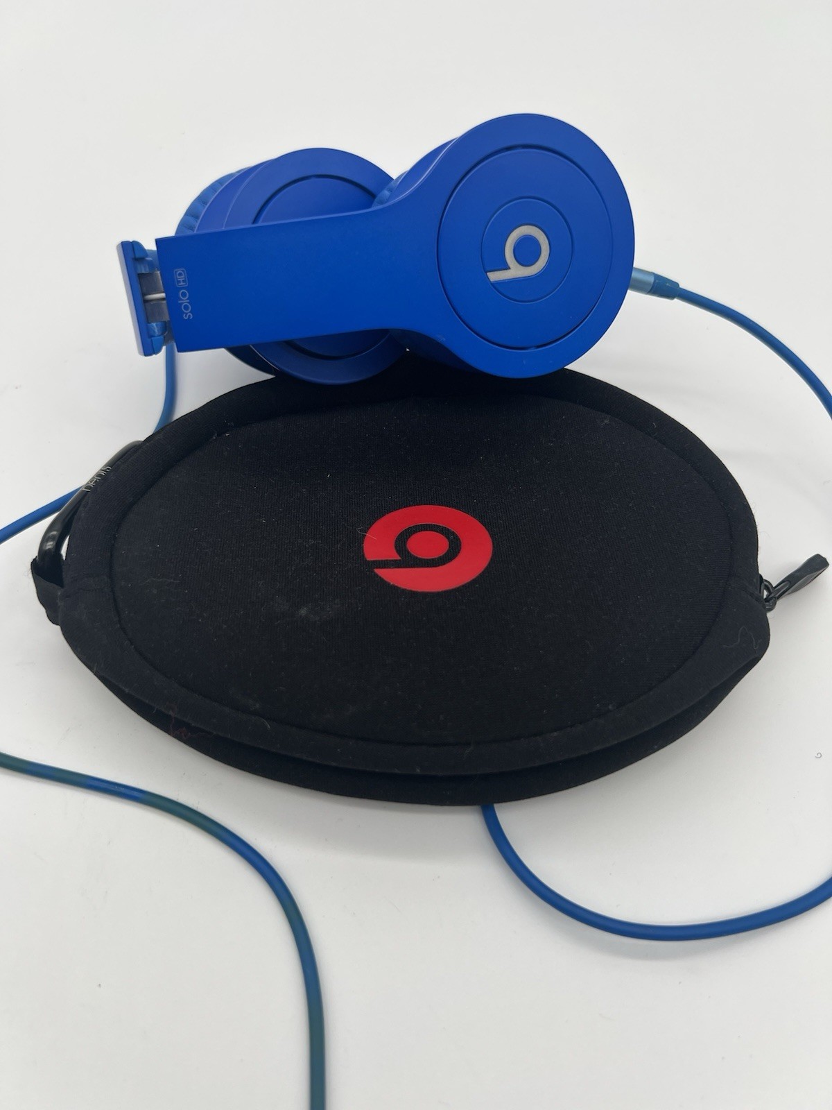 Beats by Dr. Dre Solo2 Blue Wired On-Ear Headphones 3.5mm w/ Carrying Case