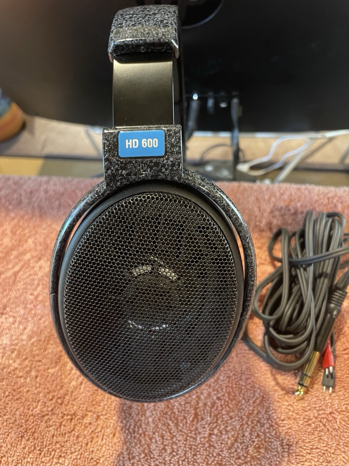 VINTAGE HD600 / MADE IN IRELAND / RARE / BLUE MARBLE / 1990’s / ORIGINAL BOX /