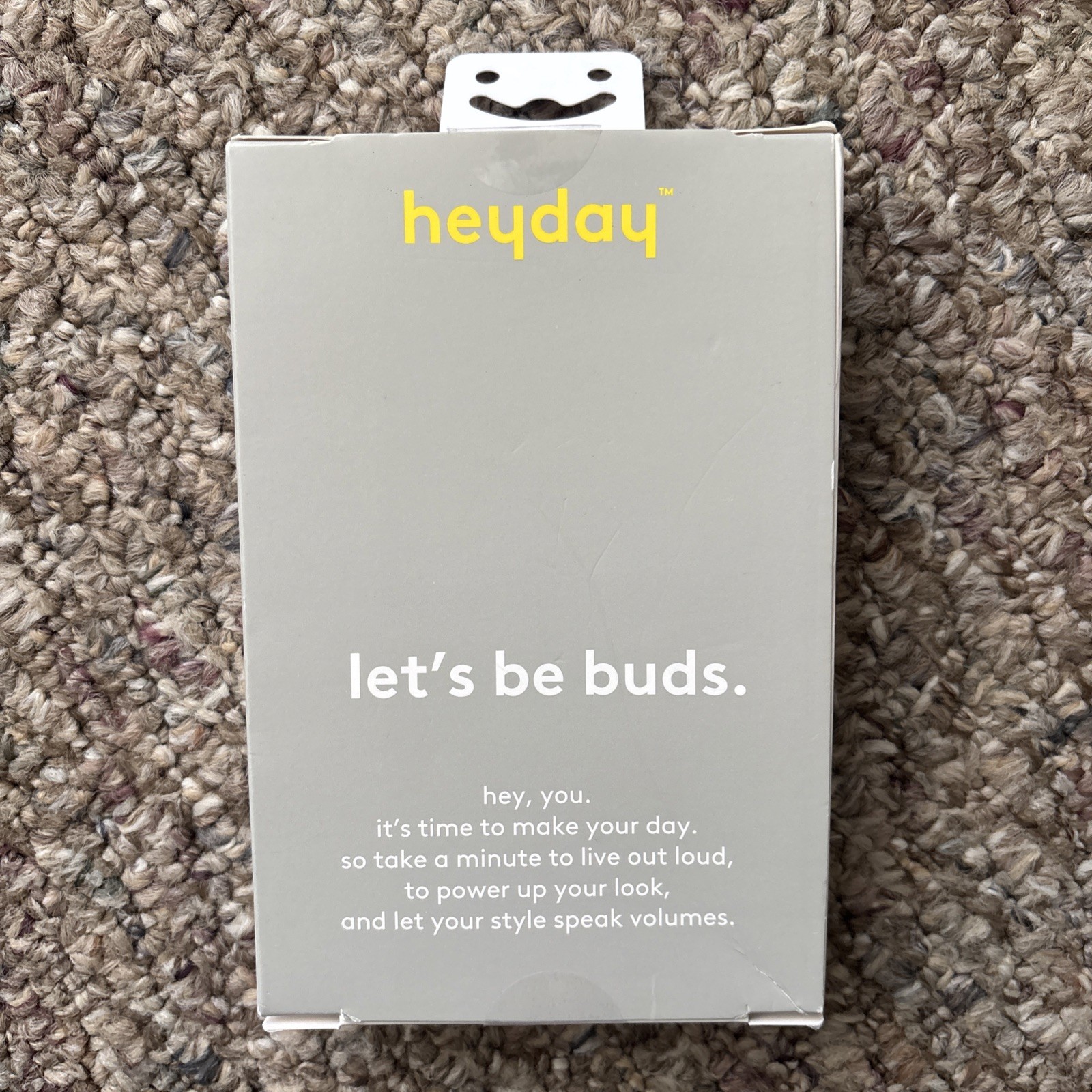 Candy Pink Heyday Wired Earbuds with Microphone 3.5 Mm Aux Plug New