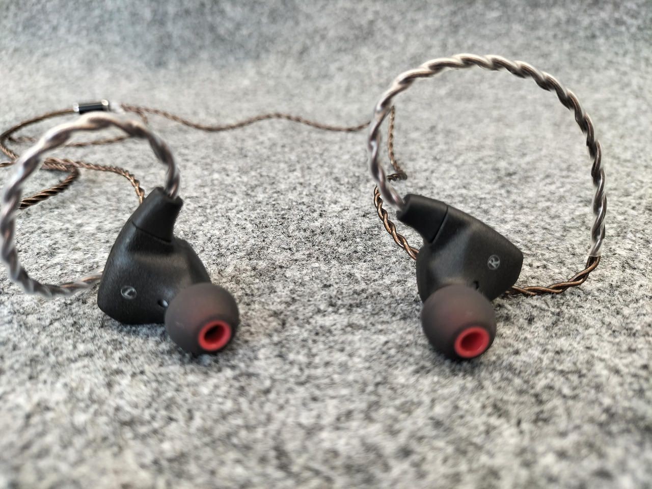 Dunu Earbuds TITAN S Used